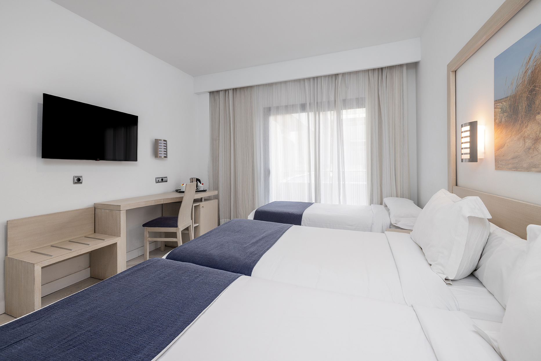 001_alta_cadizplaza Triple.jpg